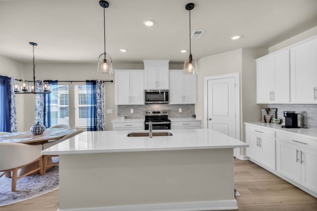 1835 Mahala Dr, Hermitage, TN 37076