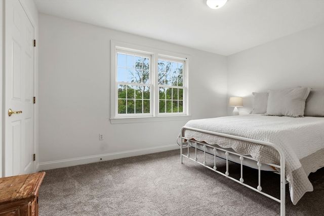 10 Bartlett Drive, Newburyport, MA 01950