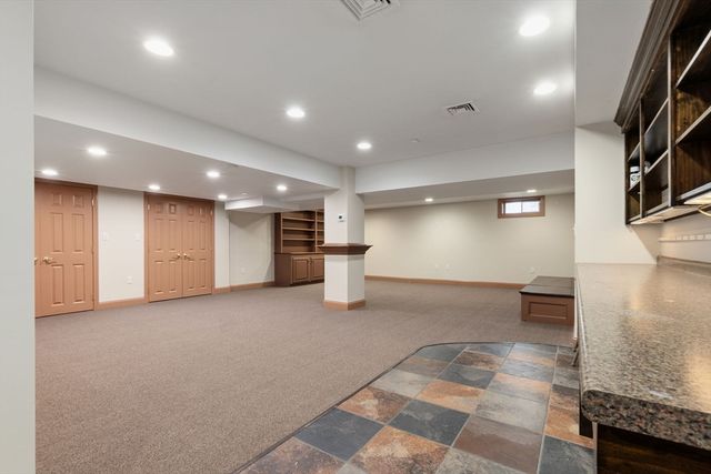 10 Bartlett Drive, Newburyport, MA 01950
