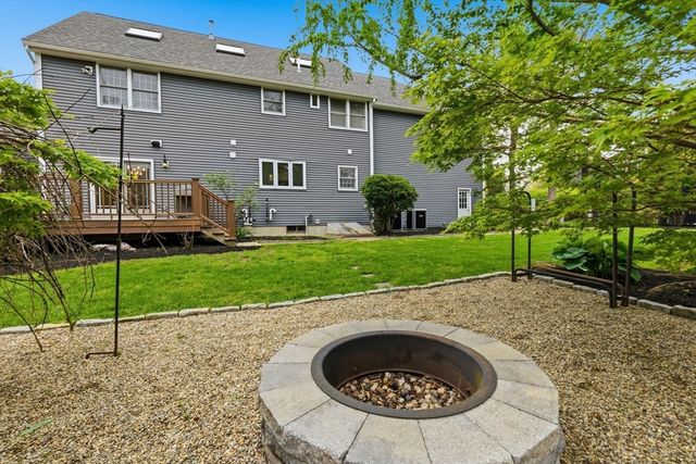 10 Bartlett Drive, Newburyport, MA 01950