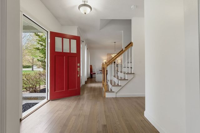 10 Bartlett Drive, Newburyport, MA 01950