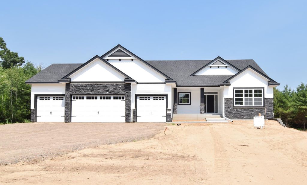 21207 Tippecanoe Street NE, East Bethel, MN 55011