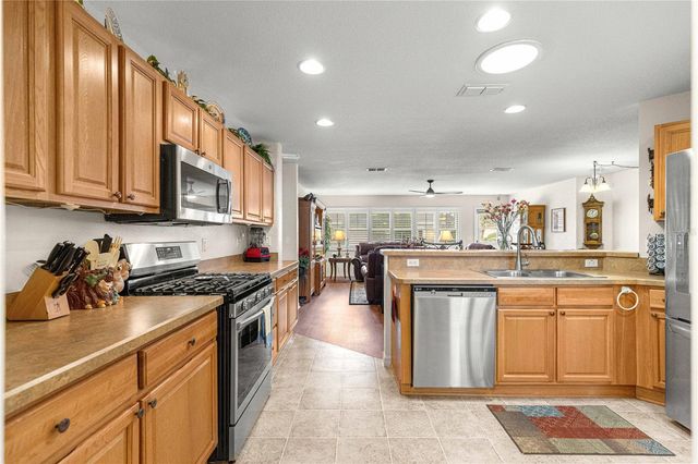 8061 SW 81ST LOOP, Ocala, FL 34476