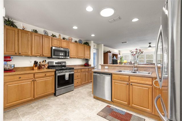 8061 SW 81ST LOOP, Ocala, FL 34476