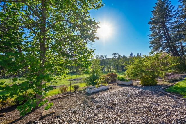 4360 Pleasant Valley Rd, Placerville, CA 95667