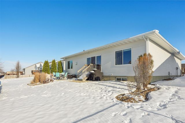 2902 SW Pleasant Street, Ankeny, IA 50023