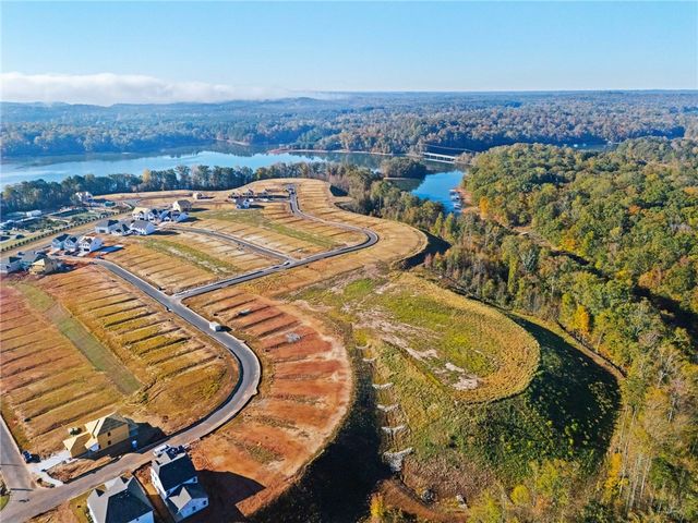 631 Sweetspire Trail 148, Seneca, SC 29678