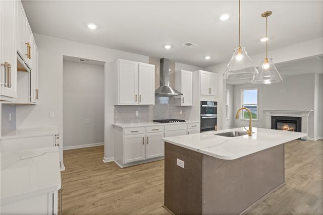 631 Sweetspire Trail 148, Seneca, SC 29678