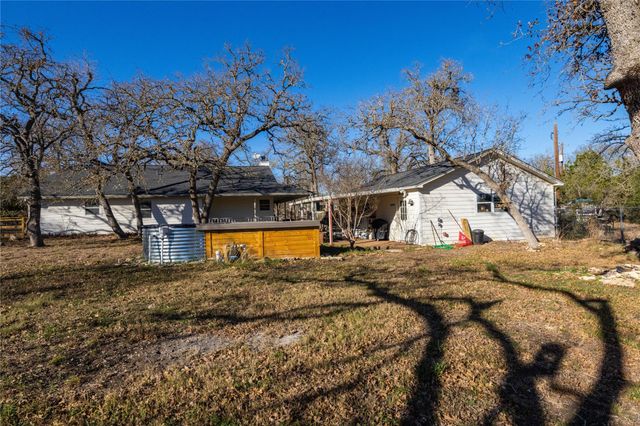 1250 S Rainbow Ranch RD, Wimberley, TX 78676