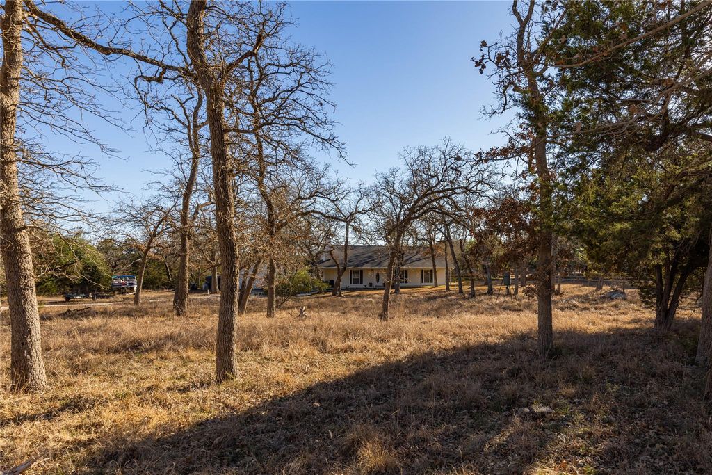 1250 S Rainbow Ranch RD, Wimberley, TX 78676