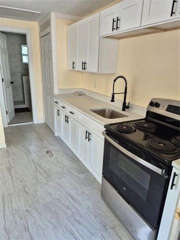 5680 28TH STREET N D1, St Petersburg, FL 33714