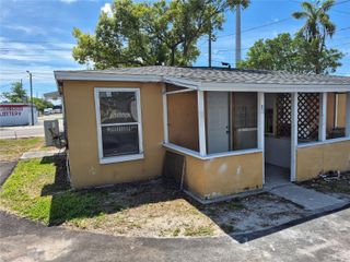 5680 28TH STREET N D1, St Petersburg, FL 33714
