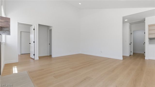 251 North Cimarron Road, Las Vegas, NV 89145