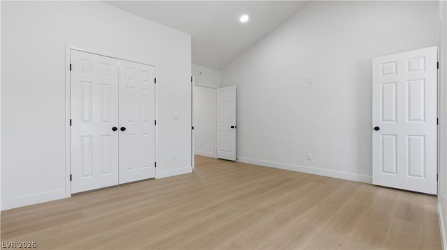 251 North Cimarron Road, Las Vegas, NV 89145