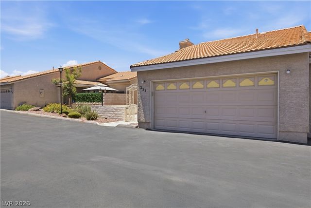 251 North Cimarron Road, Las Vegas, NV 89145