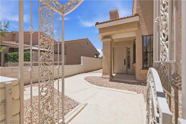 251 North Cimarron Road, Las Vegas, NV 89145
