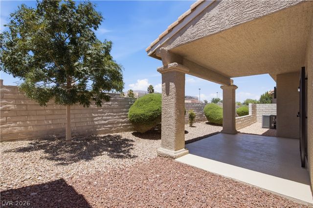 251 North Cimarron Road, Las Vegas, NV 89145