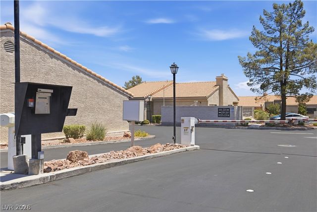 251 North Cimarron Road, Las Vegas, NV 89145