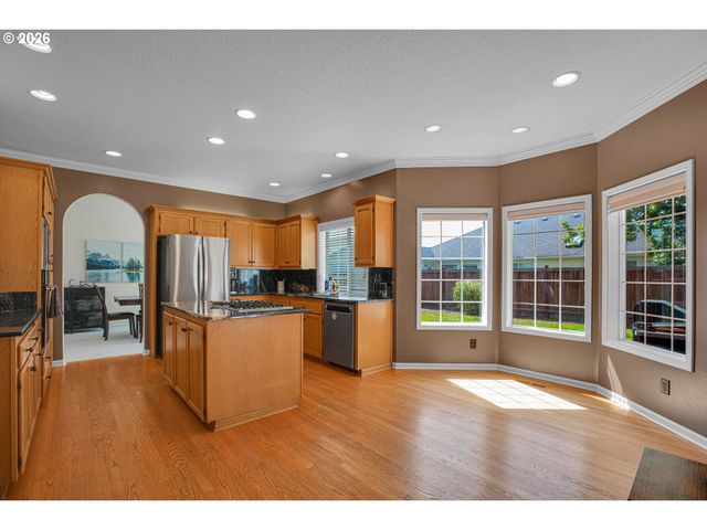 1116 GLAZEMEADOW St, Keizer, OR 97303