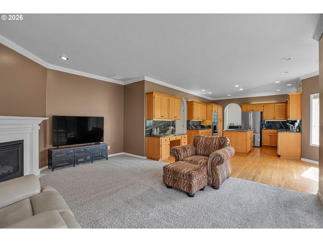 1116 GLAZEMEADOW St, Keizer, OR 97303