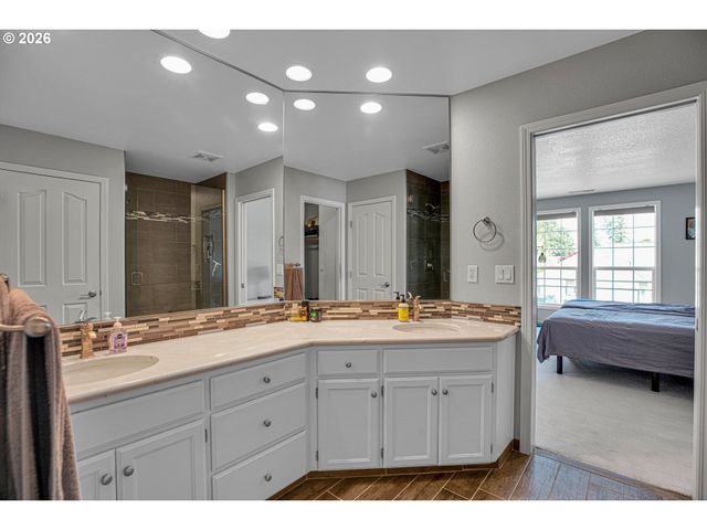 1116 GLAZEMEADOW St, Keizer, OR 97303