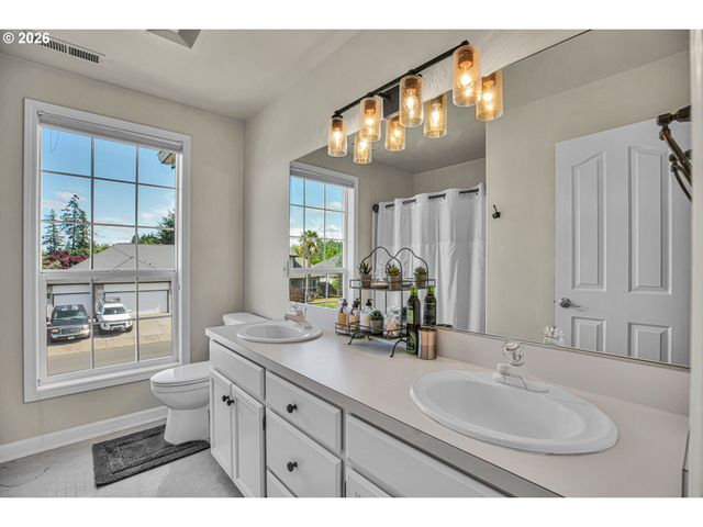 1116 GLAZEMEADOW St, Keizer, OR 97303