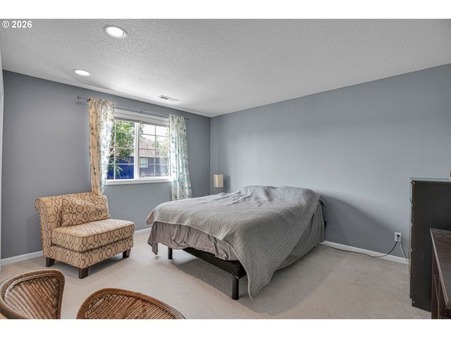 1116 GLAZEMEADOW St, Keizer, OR 97303