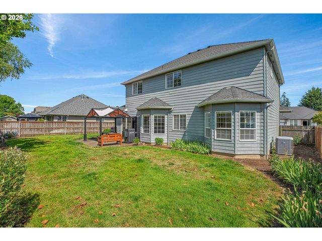 1116 GLAZEMEADOW St, Keizer, OR 97303