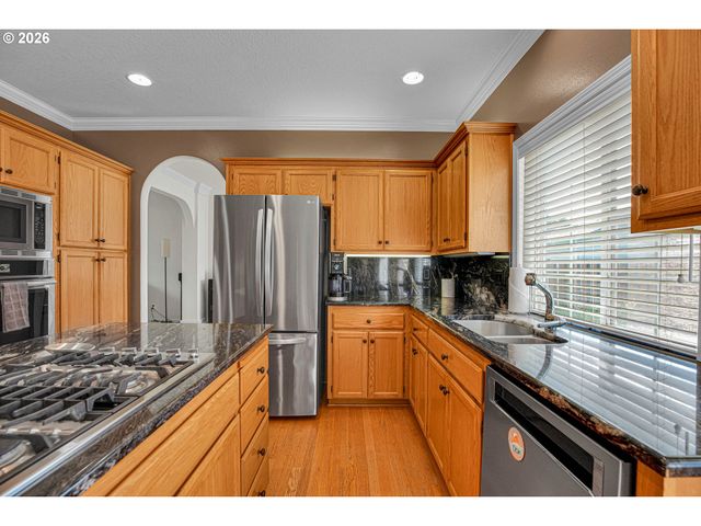 1116 GLAZEMEADOW St, Keizer, OR 97303
