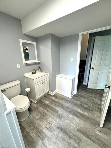 314 Riversedge DR, Hampton, VA 23669