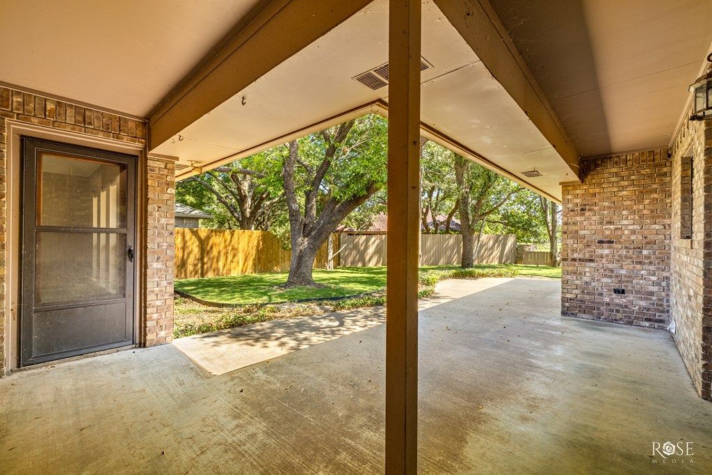 Image 29 of property listing at 5214 N Bentwood Dr, San Angelo, TX 76904