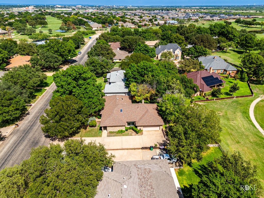Image 42 of property listing at 5214 N Bentwood Dr, San Angelo, TX 76904