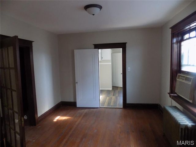 5958 Park Lane, St Louis, MO 63147