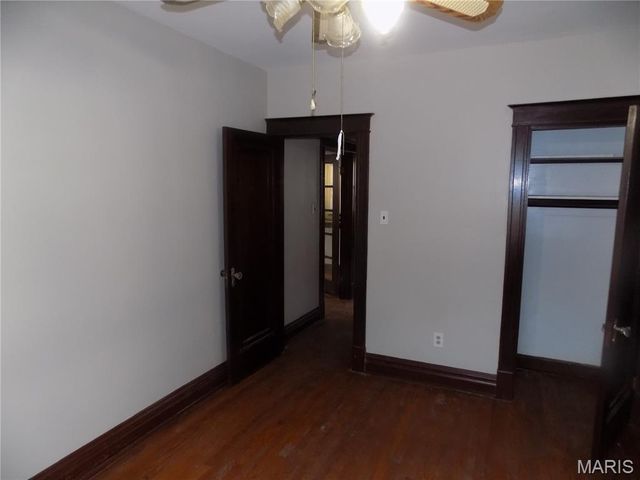 5958 Park Lane, St Louis, MO 63147