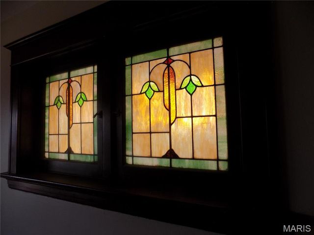 5958 Park Lane, St Louis, MO 63147