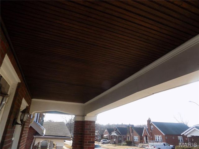 5958 Park Lane, St Louis, MO 63147