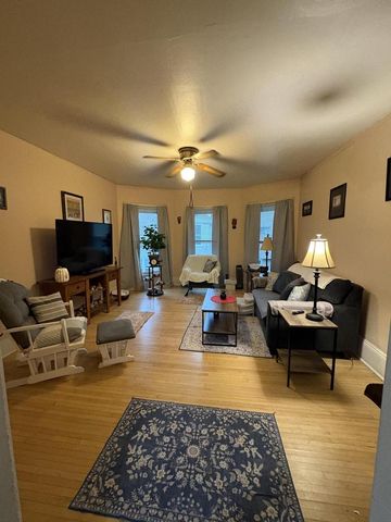 111 Fulton AVENUE, Oshkosh, WI 54901