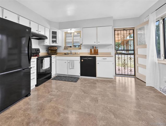 12320 W Mexico Avenue, Lakewood, CO 80228