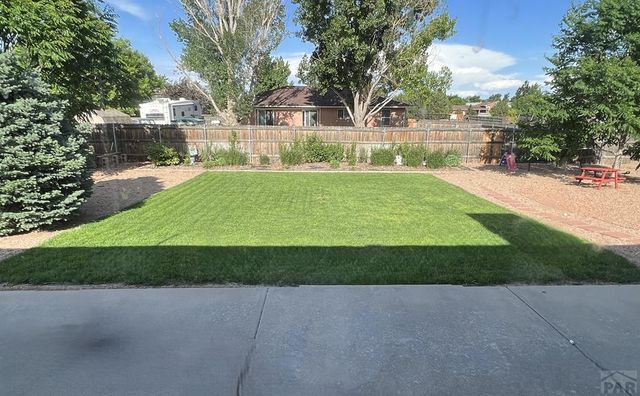 562 S Hook Dr, Pueblo West, CO 81007
