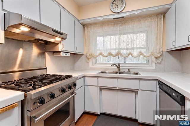 176 Washington Road, Sayreville, NJ 08872