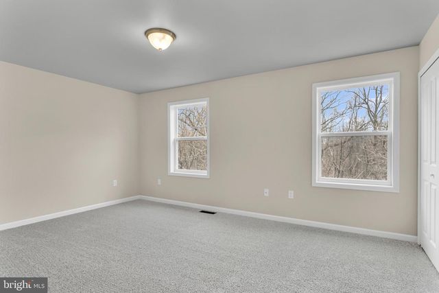 980 GREGS DR, Harrisburg, PA 17111