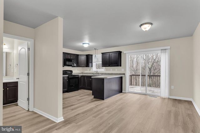 980 GREGS DR, Harrisburg, PA 17111