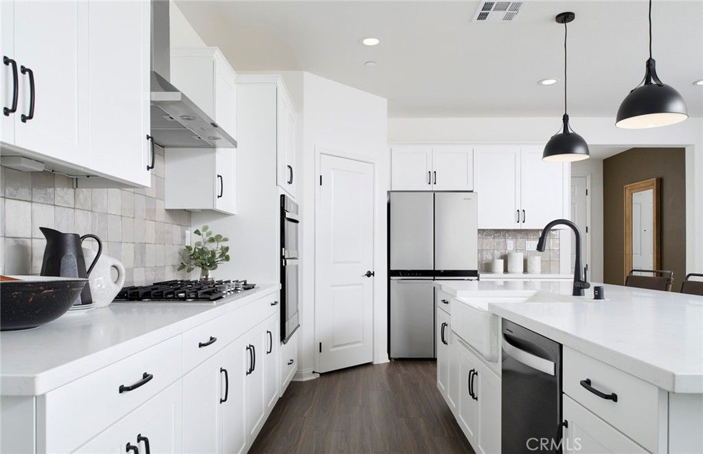 Image 5 of property listing at 4328 Ladrillo Street, Lake Elsinore, CA 92530