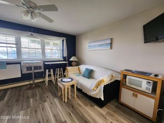 709 Ocean Avenue 9, Avon-by-the-sea, NJ 07717