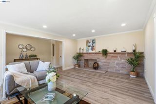 1204 Vistagrand Dr, San Leandro, CA 94577