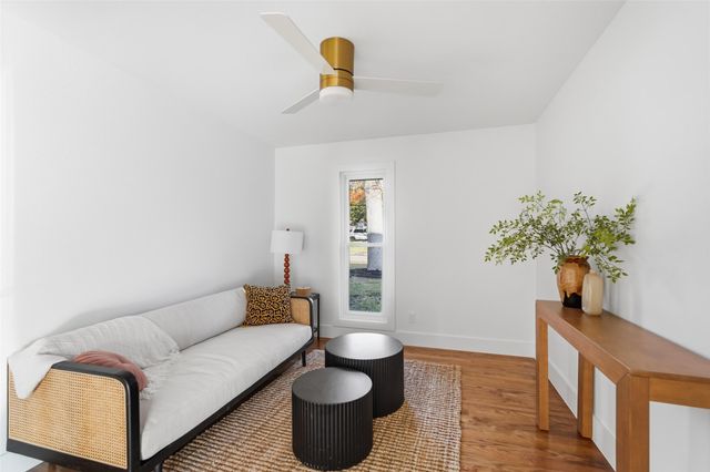 4007 Echo Glen Drive, Dallas, TX 75244