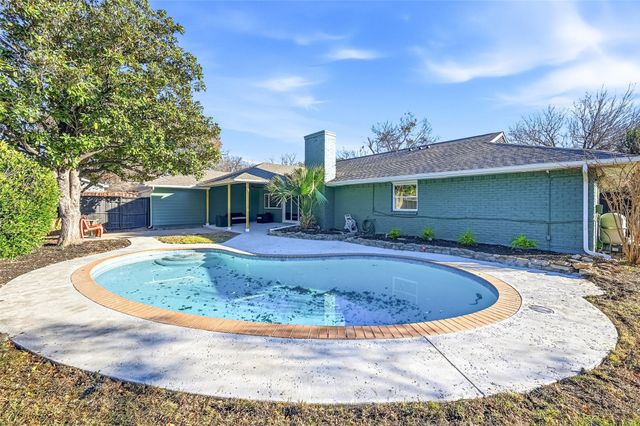 4007 Echo Glen Drive, Dallas, TX 75244