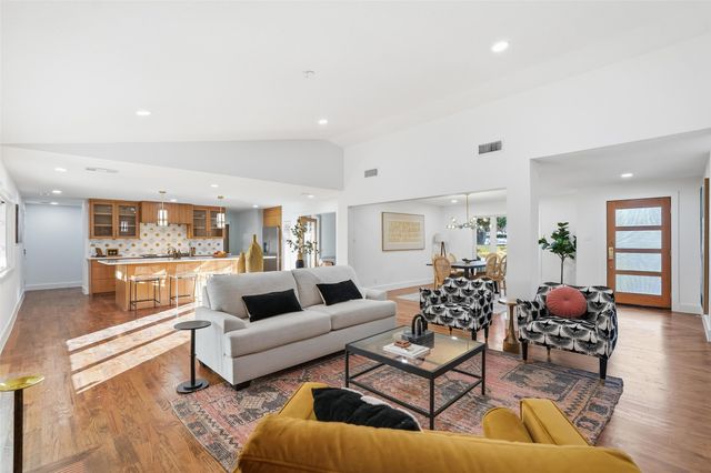 4007 Echo Glen Drive, Dallas, TX 75244