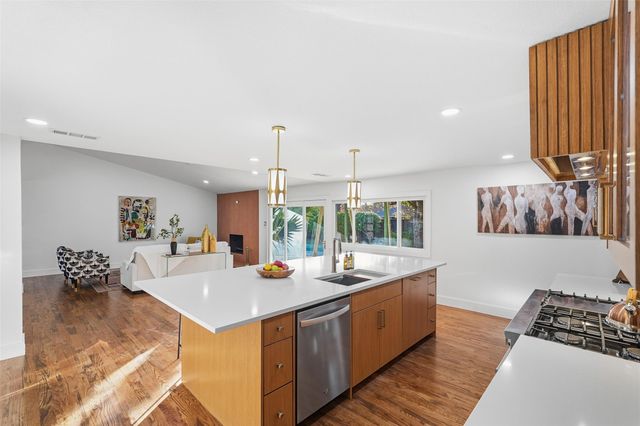 4007 Echo Glen Drive, Dallas, TX 75244