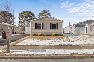 57 Innsbruck Drive, Toms River, NJ 08757